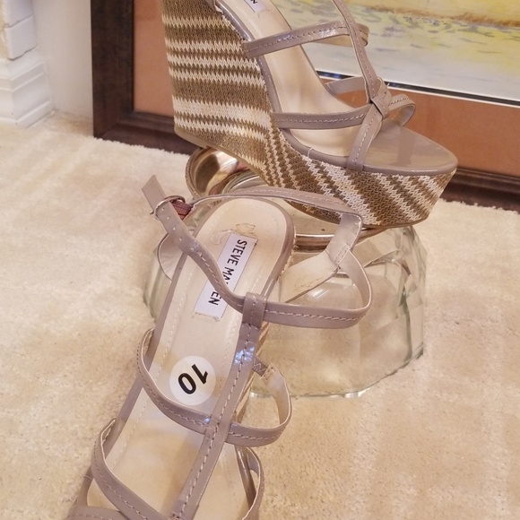Steve Madden wedge sandals sz 10 beige/Tan - Picture 3 of 7